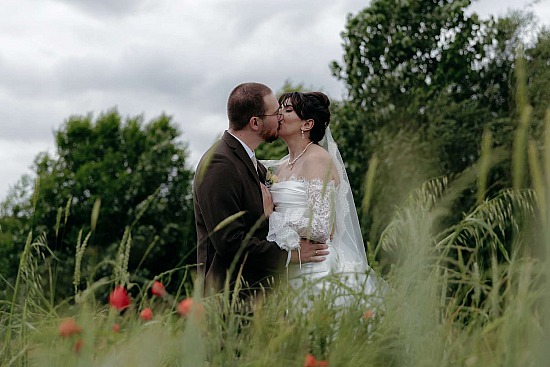 Un mariage dans les Yvelines à la ferme du prieuré de Rennemoulin