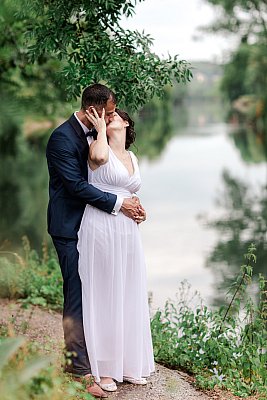 Photo de couple devant la Marne