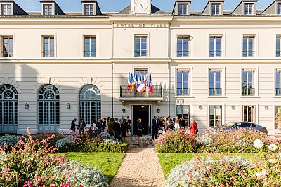 Vue extérieure de la mairie de Saint-Germain-en-Laye