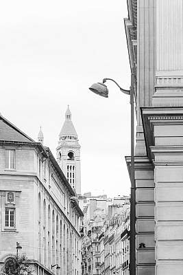 Photo du sacré coeur prise depuis la mairie du 18ème à Paris