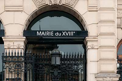 Grand plan sur la mairie