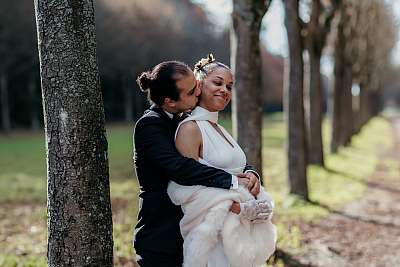 Séance photo de couple au domaine de Saint-Cloud