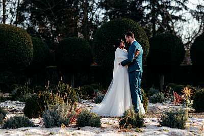 Photo de couple au soleil levant