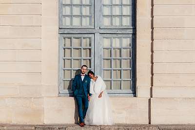Les mariés au coeur de l'architecture