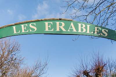 Photo de la devanture des Erables