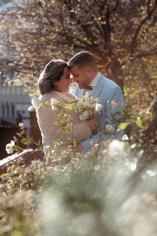 Photo de couple lors d'un mariage dans les Hauts-de-Seine