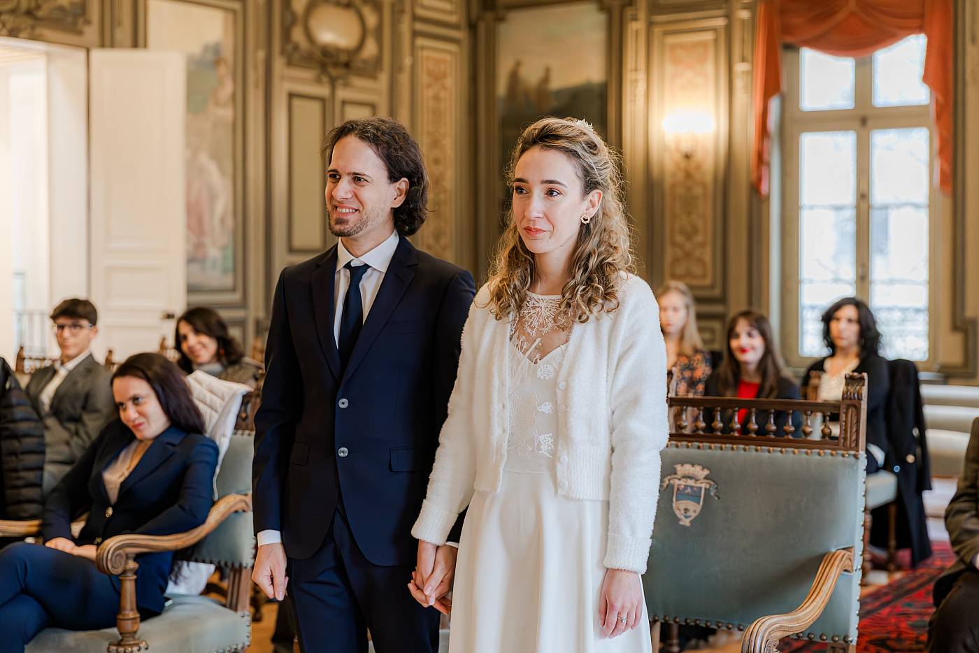 Les mariés pendant l'échange des consentements