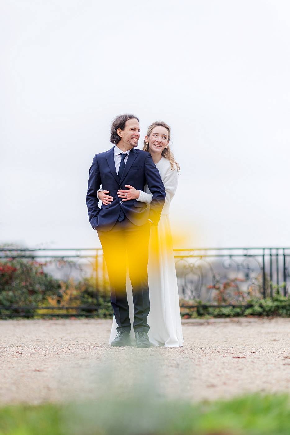 La dernière fleur de l'hiver sert de décors aux photos de couple