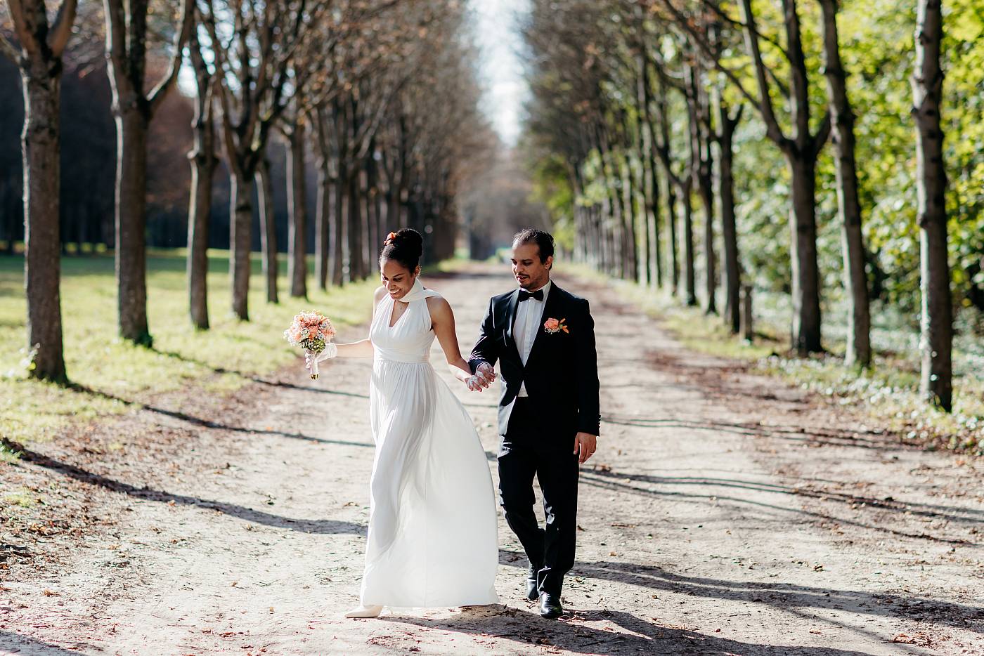 Les mariés se chamaillent au parc de Saint-Cloud