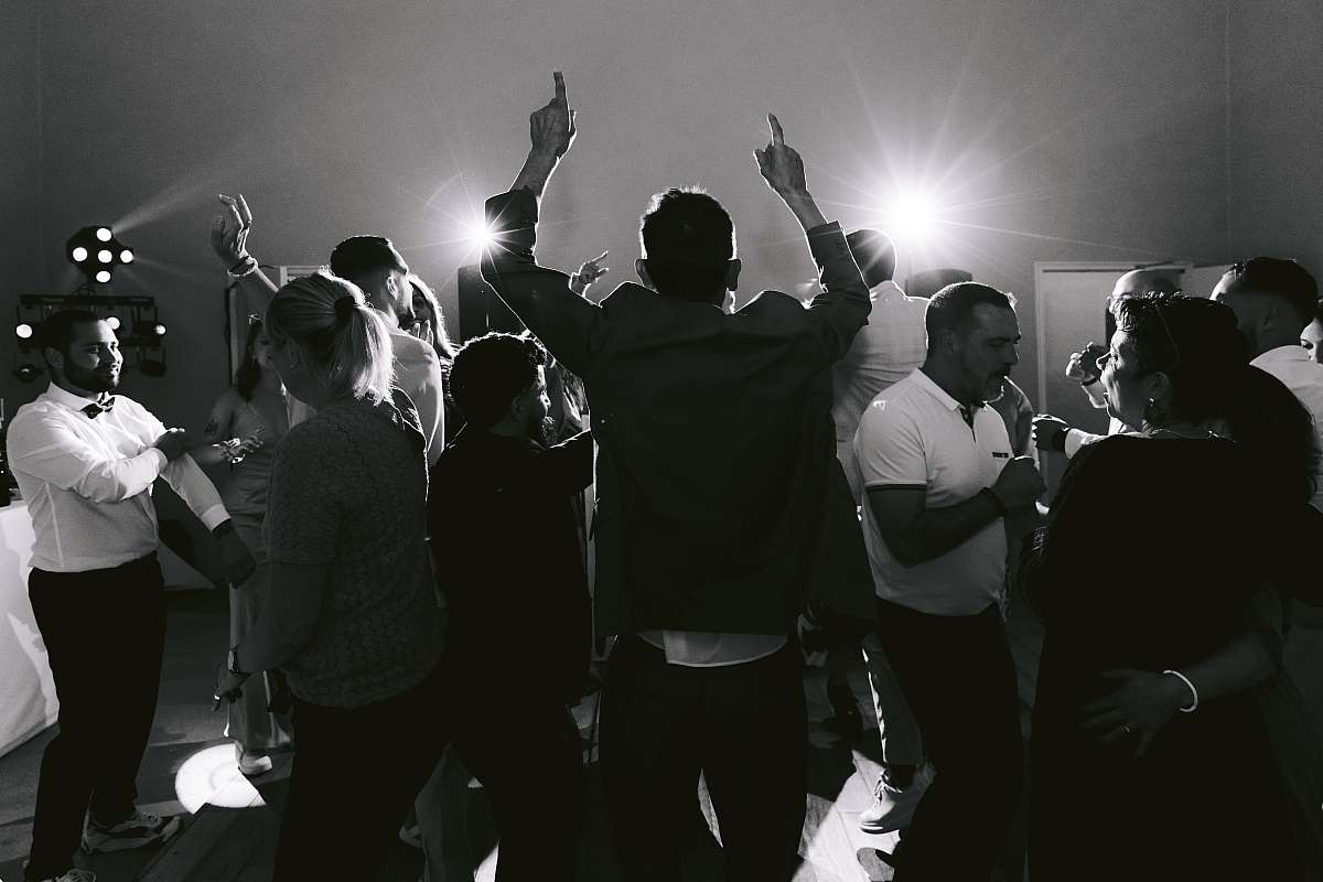 Les invités sur la piste de danse en Seine et Marne
