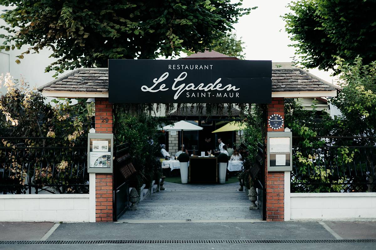 La devanture du Garden à Saint-Maur des Fossés