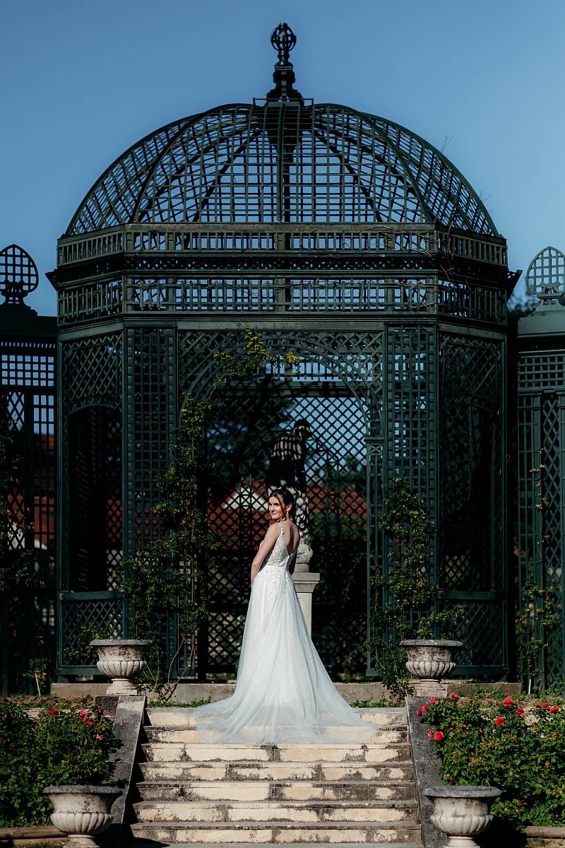 Photo de mariage à la roseraie du Val-de-Marne
