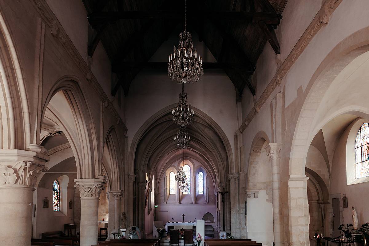 L'intérieur de l'église Saint-Sulpice à Noisy-le-Grand