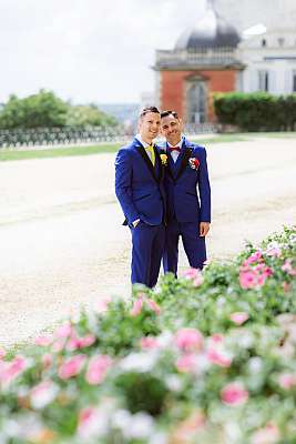 Les mariés sur la grande terrasse du domaine de Saint-Germain-en-Laye