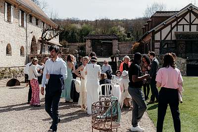 La cours du manoir des Foulons