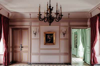 Les belles décorations murales du château de Mauvières