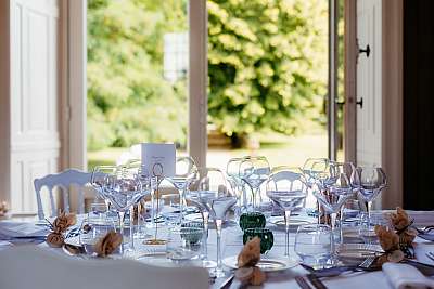 Les tables et le menu 