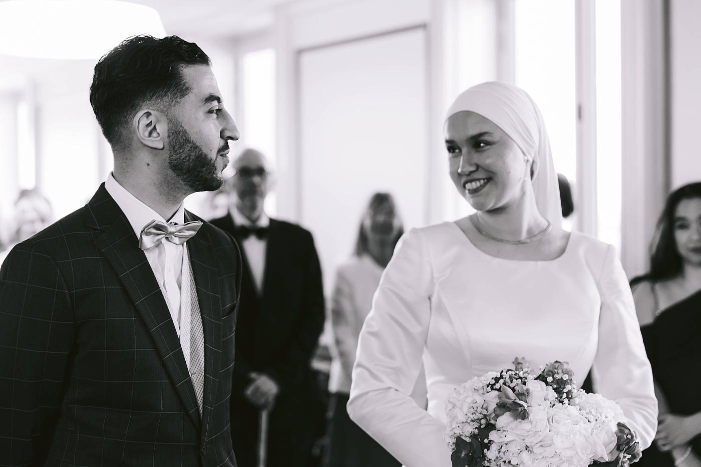 Le marié prononce son "oui"