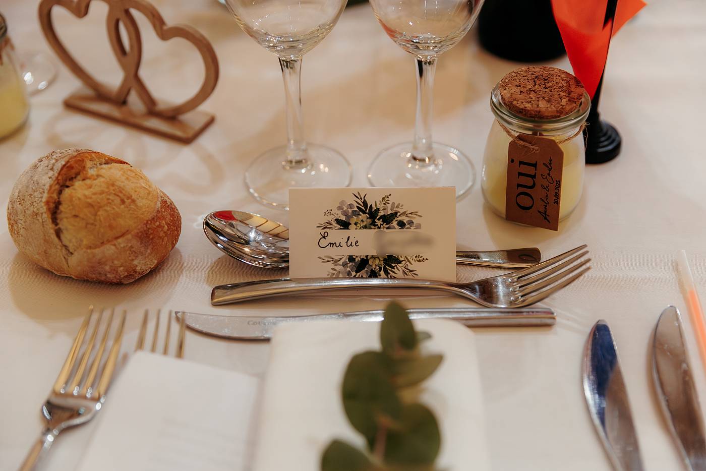 Décoration de table de l'une des mariées