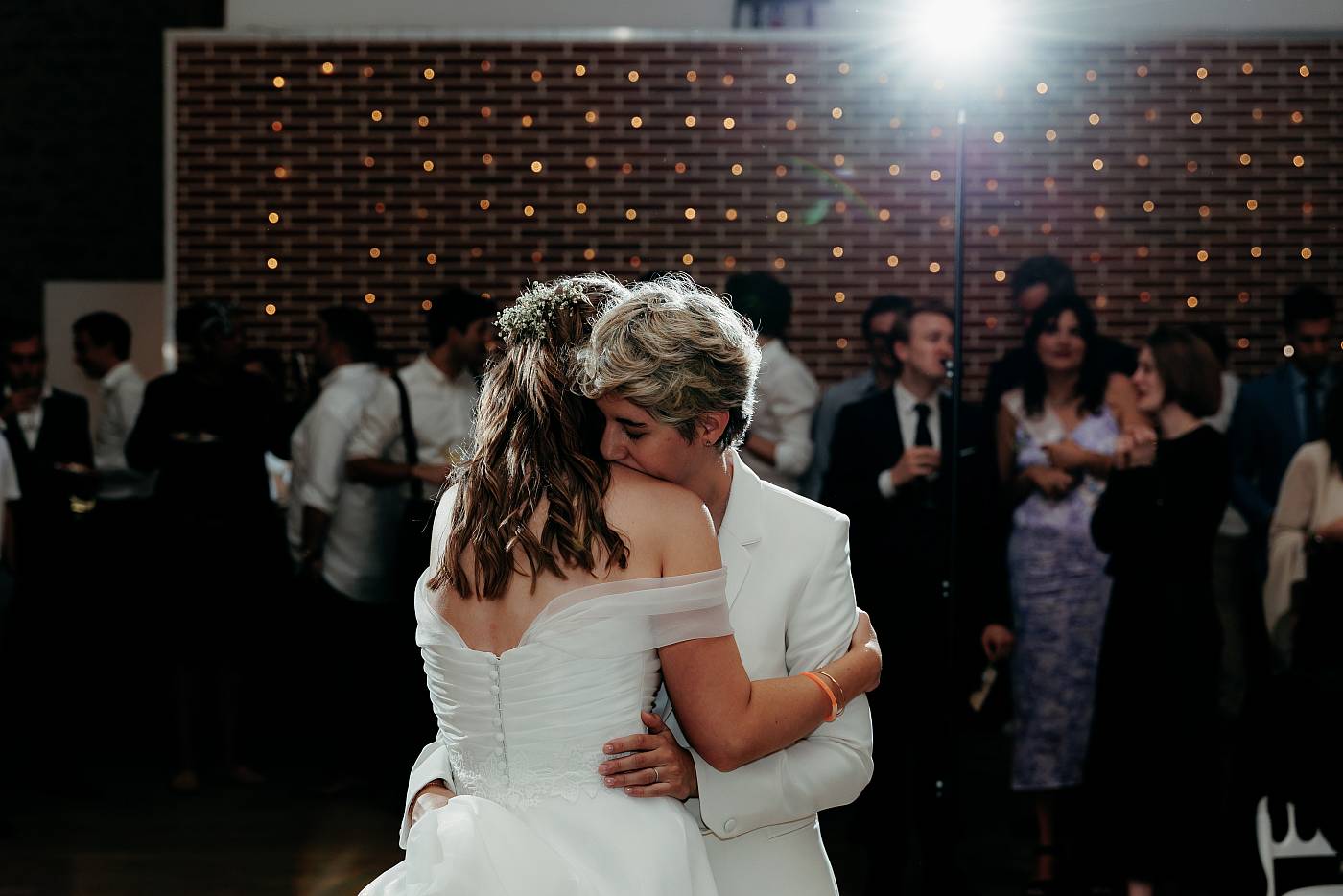 Les mariées durant la première danse