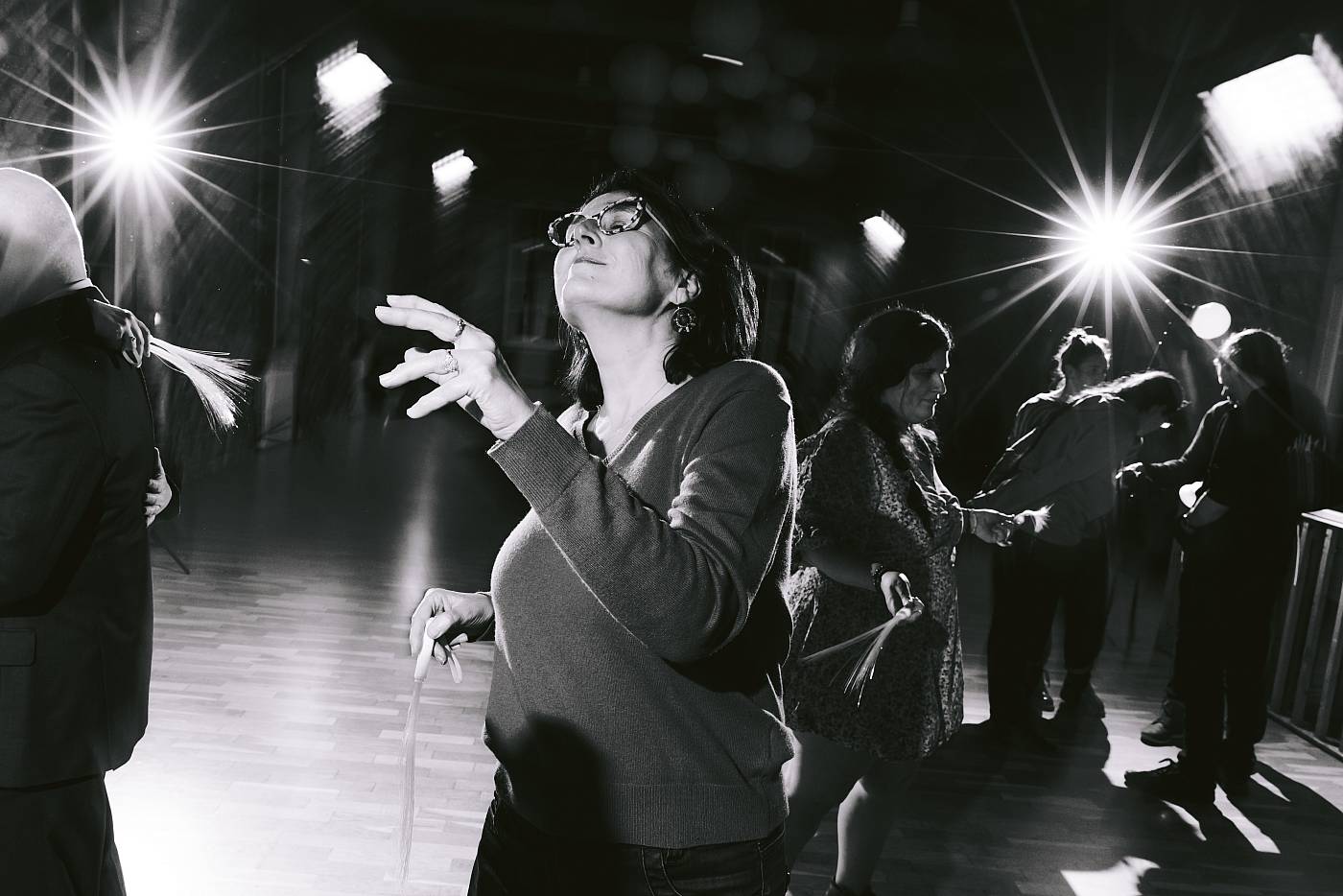 Les invités s'éclatent sur la piste de danse