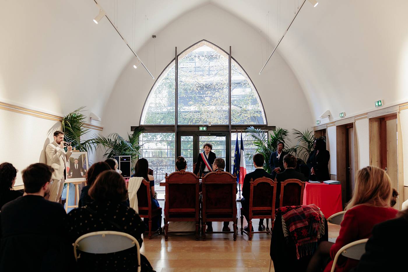 Vue sur le chai de Bercy à Paris
