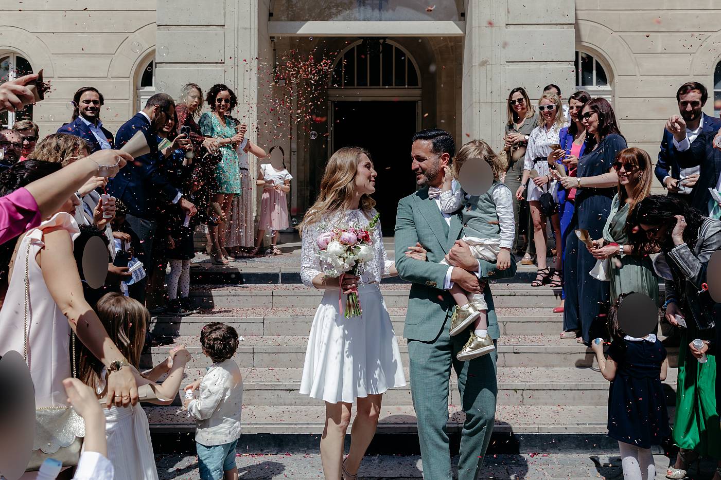 Sortie de la mairie fanfare